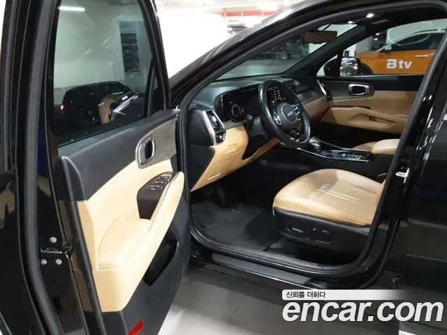 Kia Sorento — фото 9