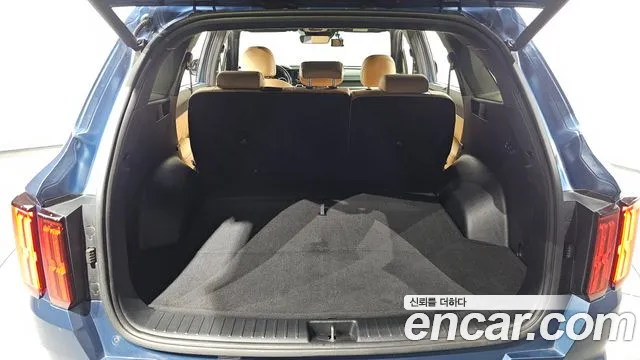Kia Sorento — фото 15