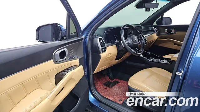 Kia Sorento — фото 10