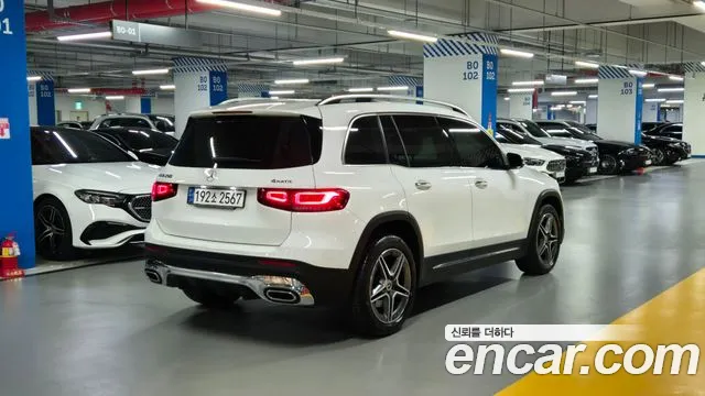 Mercedes-Benz GLB-Class — фото 2
