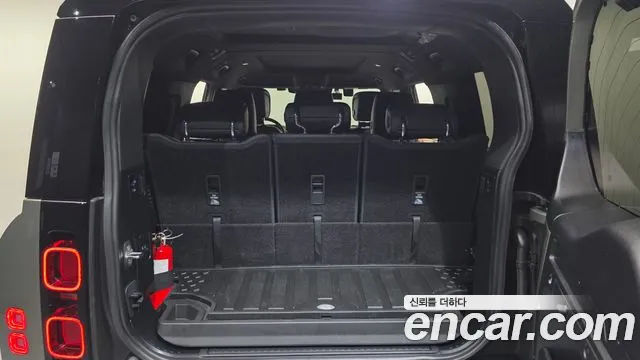 Land Rover Defender — фото 19