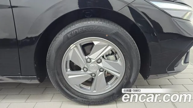Hyundai Avante — фото 21