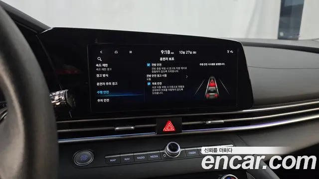 Hyundai Avante — фото 30