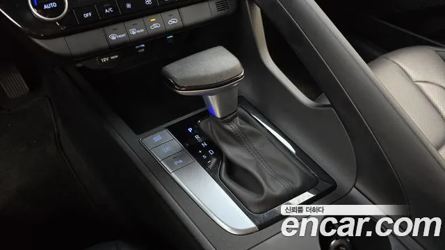 Hyundai Avante — фото 9