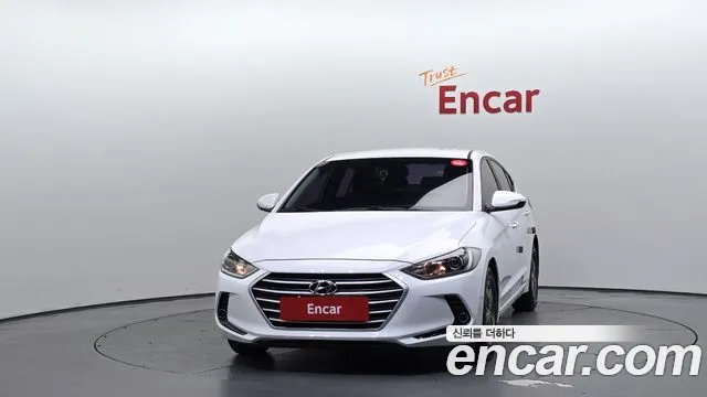 Hyundai Avante — фото 3