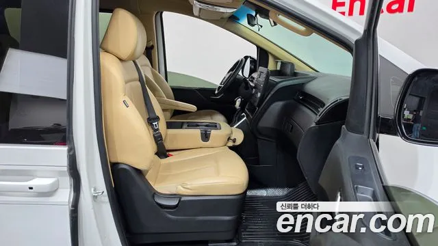 Hyundai Staria — фото 26