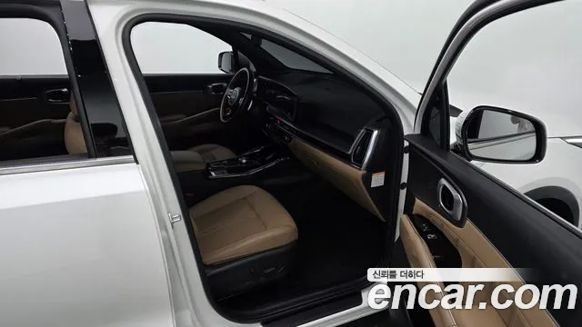 Kia Sorento — фото 11