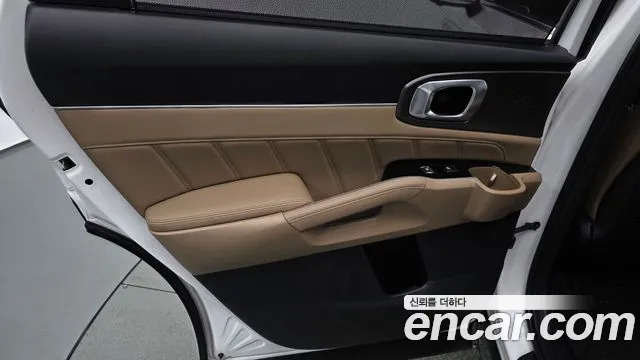 Kia Sorento — фото 25