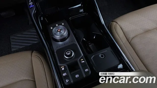 Kia Sorento — фото 9