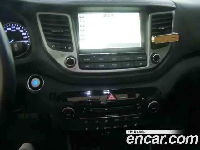 Hyundai Tucson — фото 10