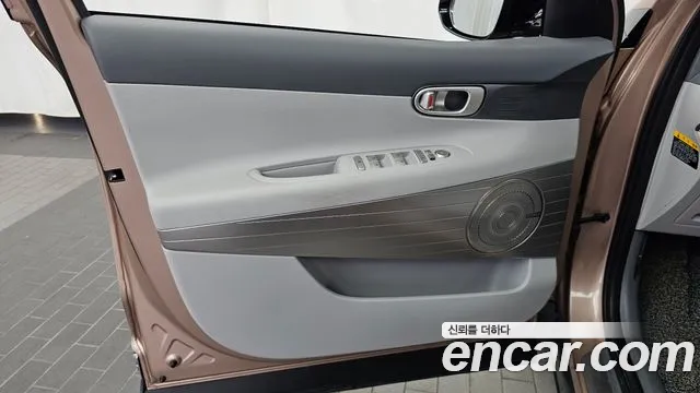 Hyundai Nexo — фото 24