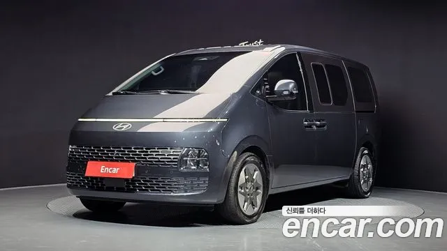 Hyundai Staria — фото 1