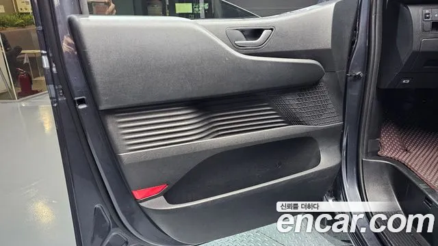 Hyundai Staria — фото 24