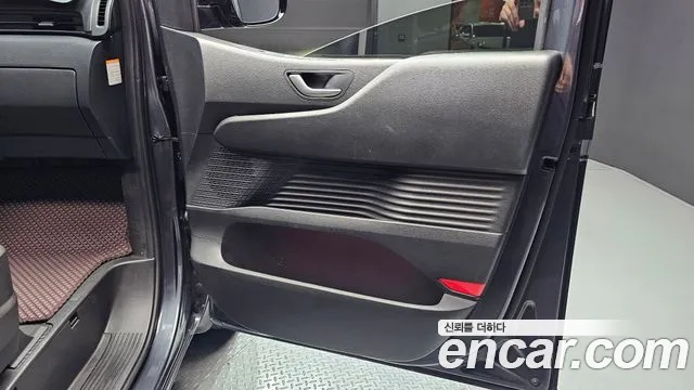 Hyundai Staria — фото 25