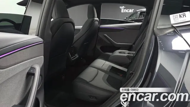 Tesla Model Y — фото 11