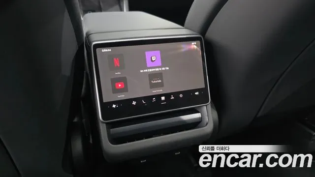 Tesla Model Y — фото 19