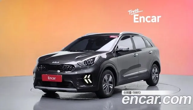 Kia Niro — фото 20