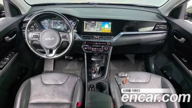 Kia Niro — фото 6