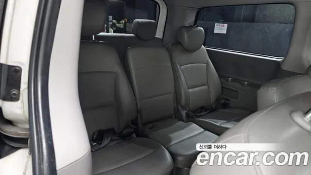 Hyundai Starex — фото 11