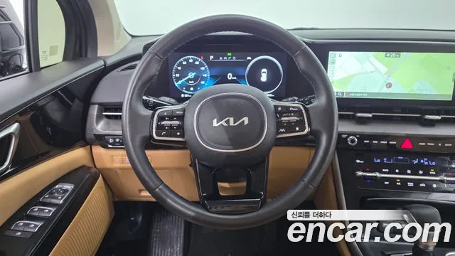 Kia Carnival — фото 13