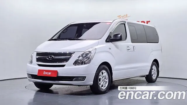 Hyundai Starex — фото 1