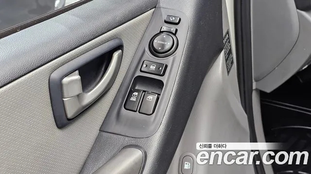Hyundai Starex — фото 16