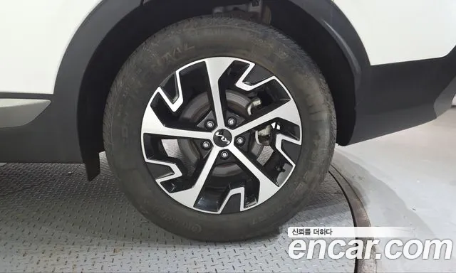 Kia Sportage — фото 21