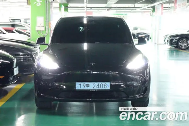 Tesla Model Y — фото 3