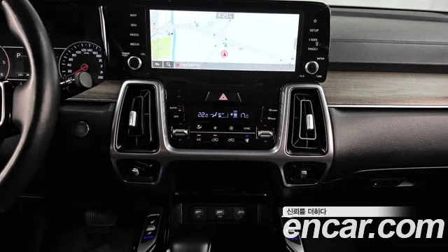 Kia Sorento — фото 13