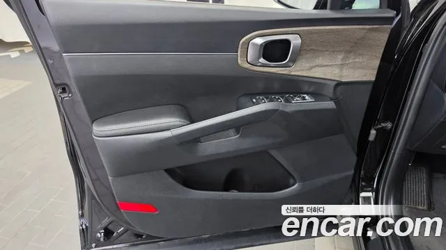 Kia Sorento — фото 24
