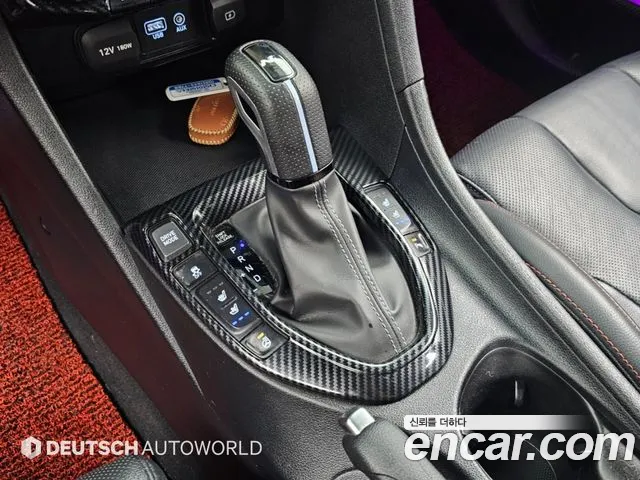 Hyundai Veloster — фото 9