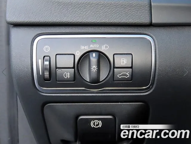 Volvo S60 — фото 12