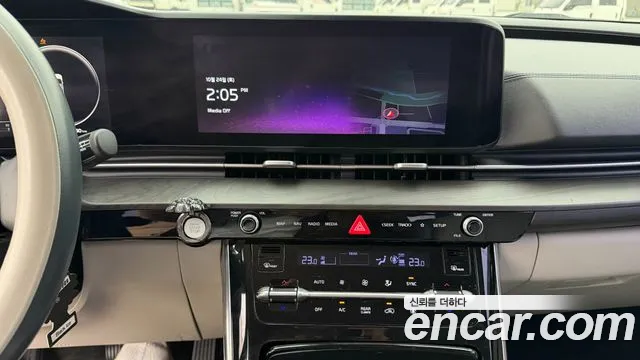 Kia Carnival — фото 12