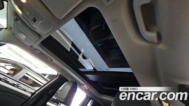 Jeep Renegade — фото 18