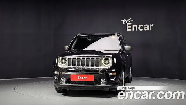 Jeep Renegade — фото 3
