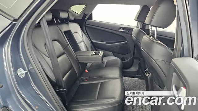 Hyundai Tucson — фото 12