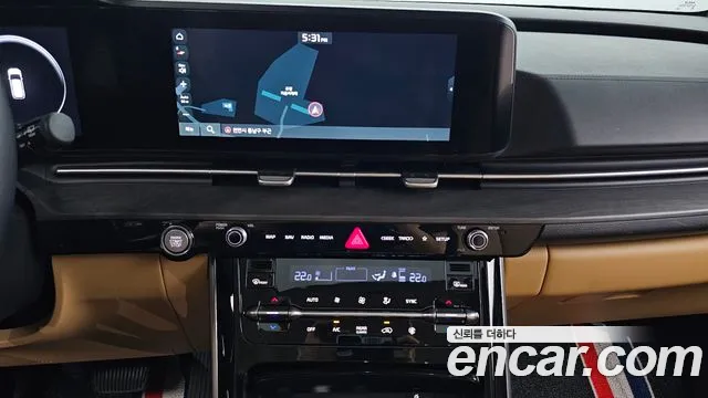 Kia Carnival — фото 16