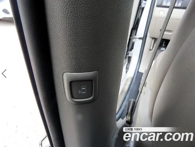 Kia Carnival — фото 14