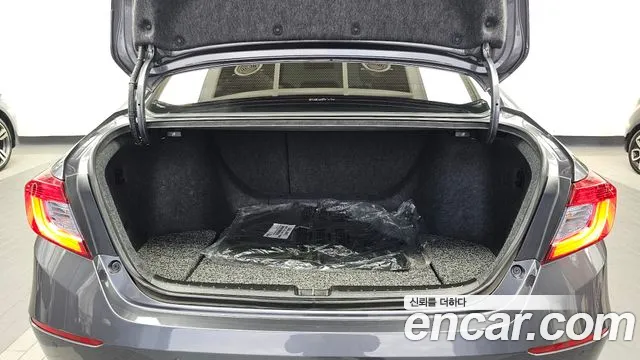 Honda Accord — фото 20