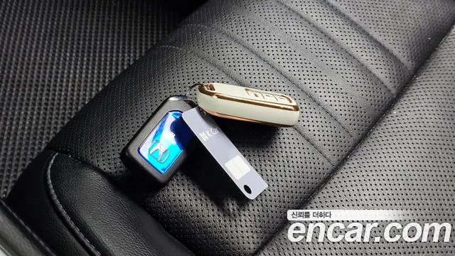 Honda Accord — фото 35