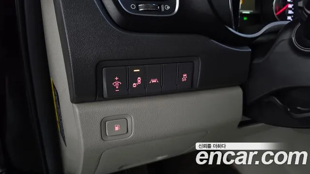 Kia Carnival — фото 27