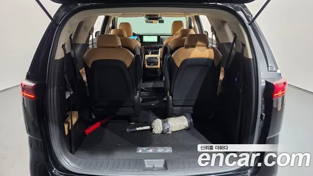 Kia Carnival — фото 20
