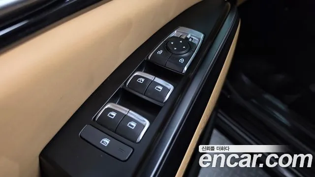 Kia Carnival — фото 30
