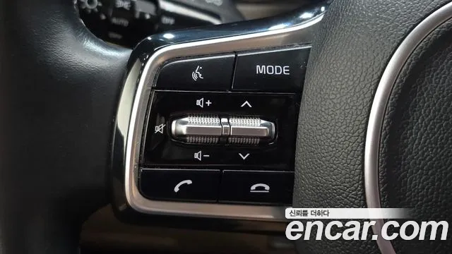 Kia Sorento — фото 18