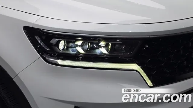 Kia Sorento — фото 22
