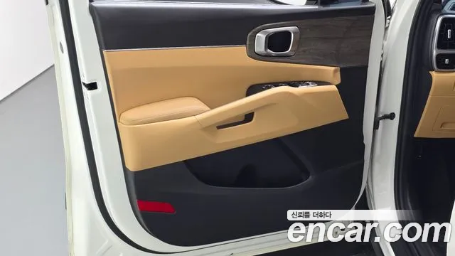 Kia Sorento — фото 24