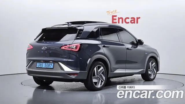 Hyundai Nexo — фото 1