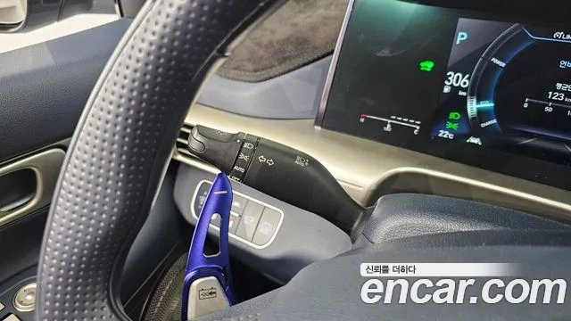 Hyundai Nexo — фото 29