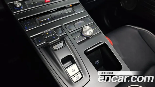 Hyundai Nexo — фото 8