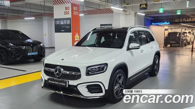 Mercedes-Benz GLB-Class — фото 1